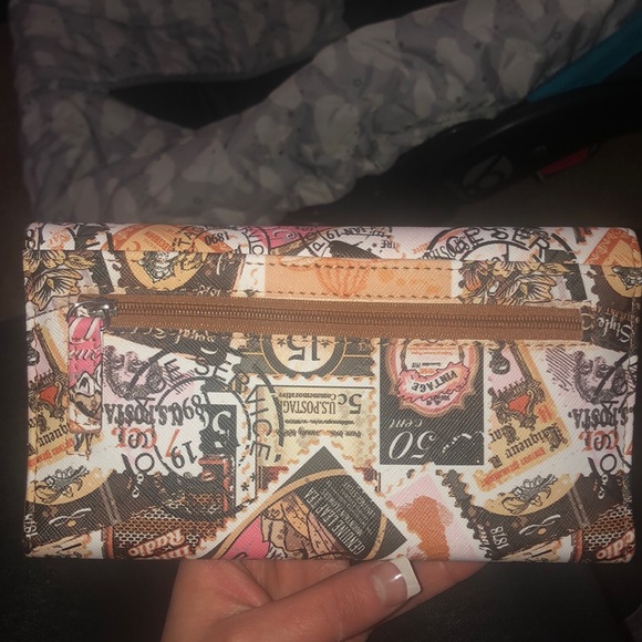 Wallet - Picture 4 of 4